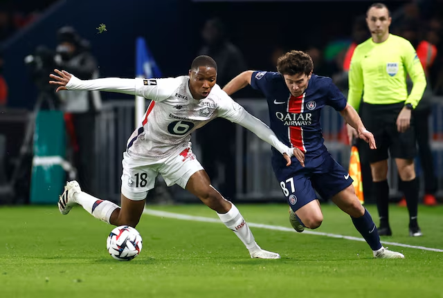 Bafode Diakite Bournemouth transfer in action
