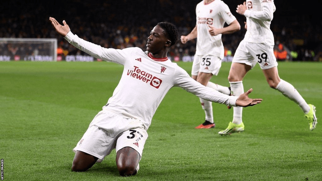 Kobbie Mainoo not playing for Manchester United