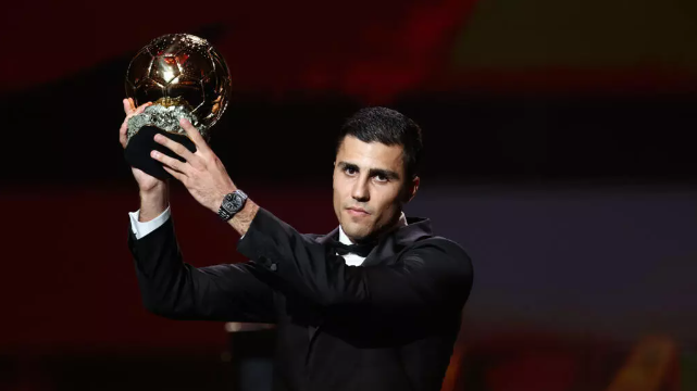 Ballon d'Or 2025 trophy