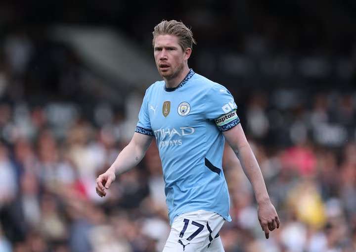 Kevin De Bruyne returns to the Etihad ahead of Manchester City vs Napoli Champions League match