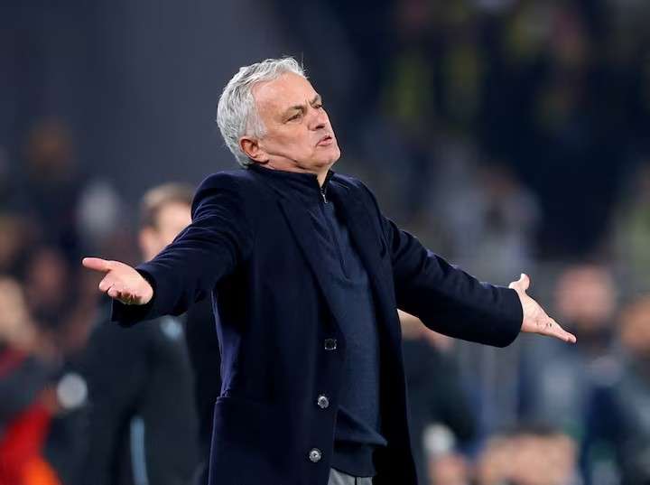 Jose Mourinho to Benfica