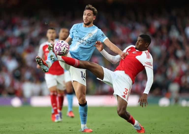 Martinelli’s Last-Minute Strike Rescues Arsenal in 1-1 Draw with Man City