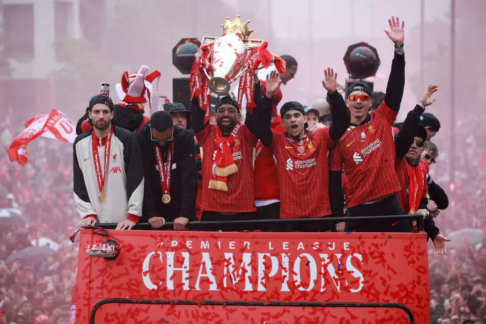 Mohamed Salah Defends Nunez and Diaz From Fan Criticism