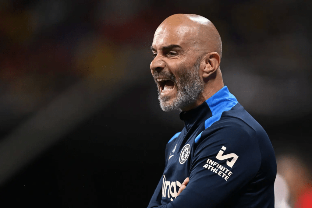 Enzo Maresca coaching Chelsea against Brentford
