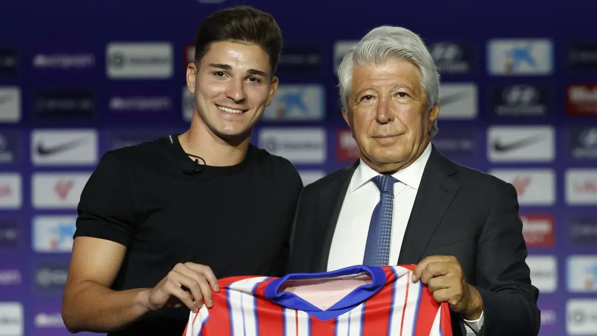 El Barça lo confirma: oferta al Atlético por Julián Álvarez