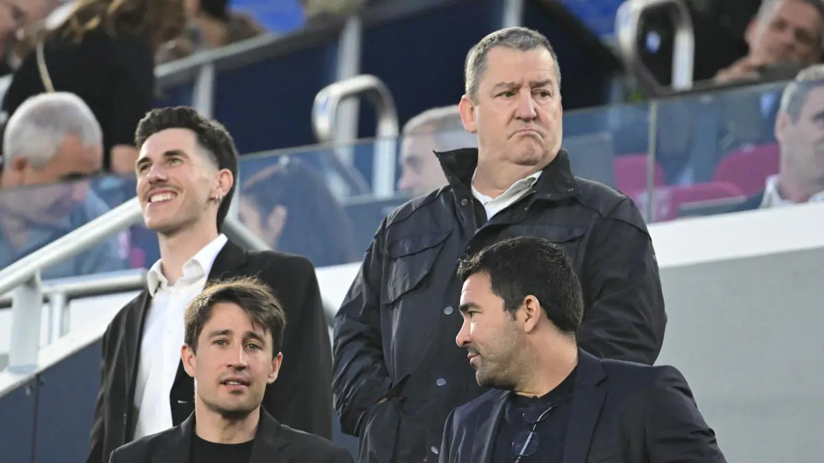 Deco, tras llegar de Londres: “Vamos a traer a algunos jugadores”