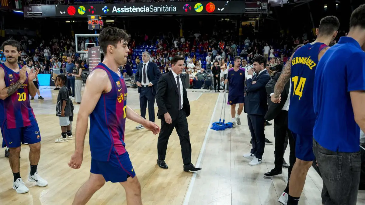 Xavi Pascual, tras el revolcón ante el Valencia: “Hemos hecho el ridículo”