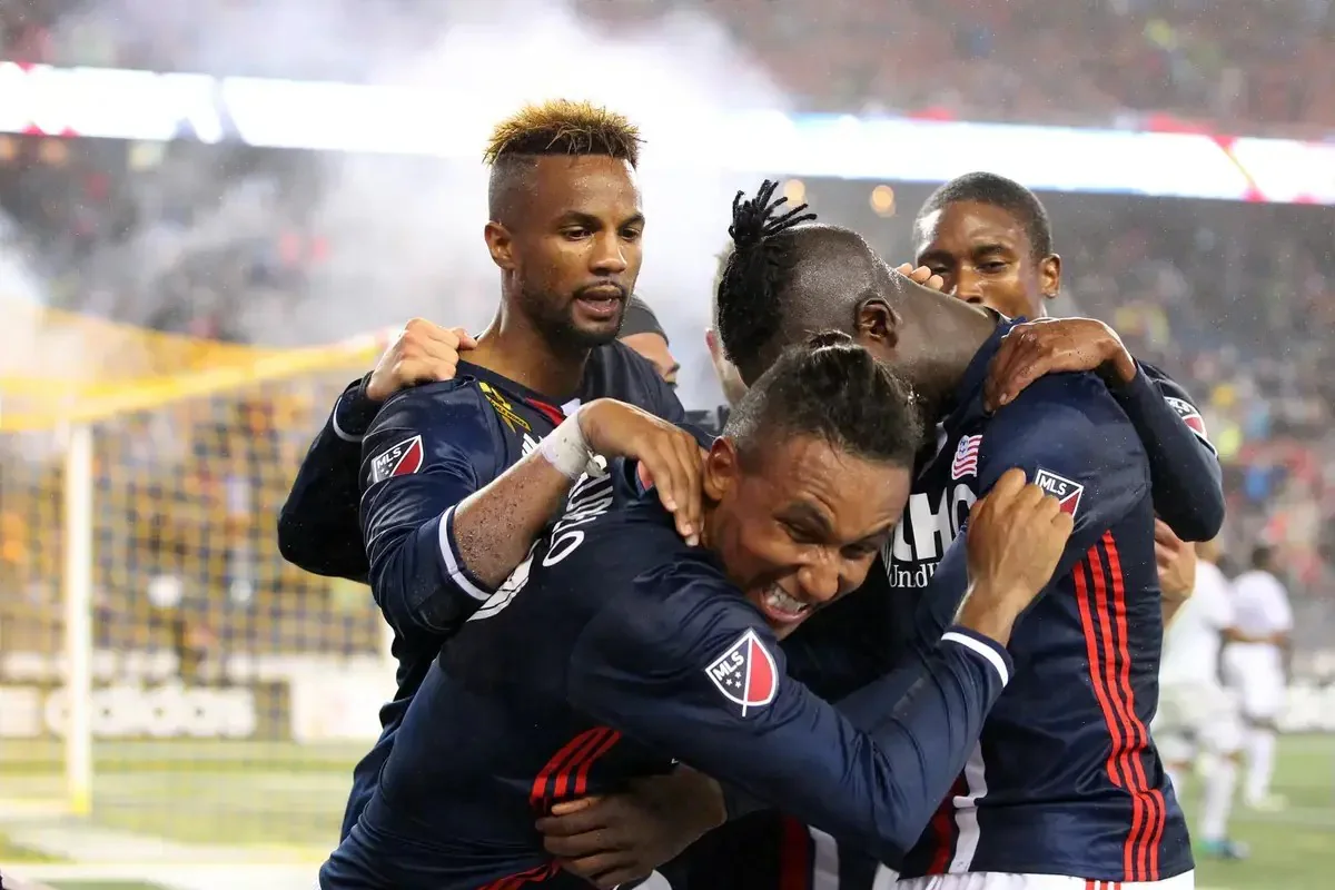 New England Revolution officially sign former Manchester United winger