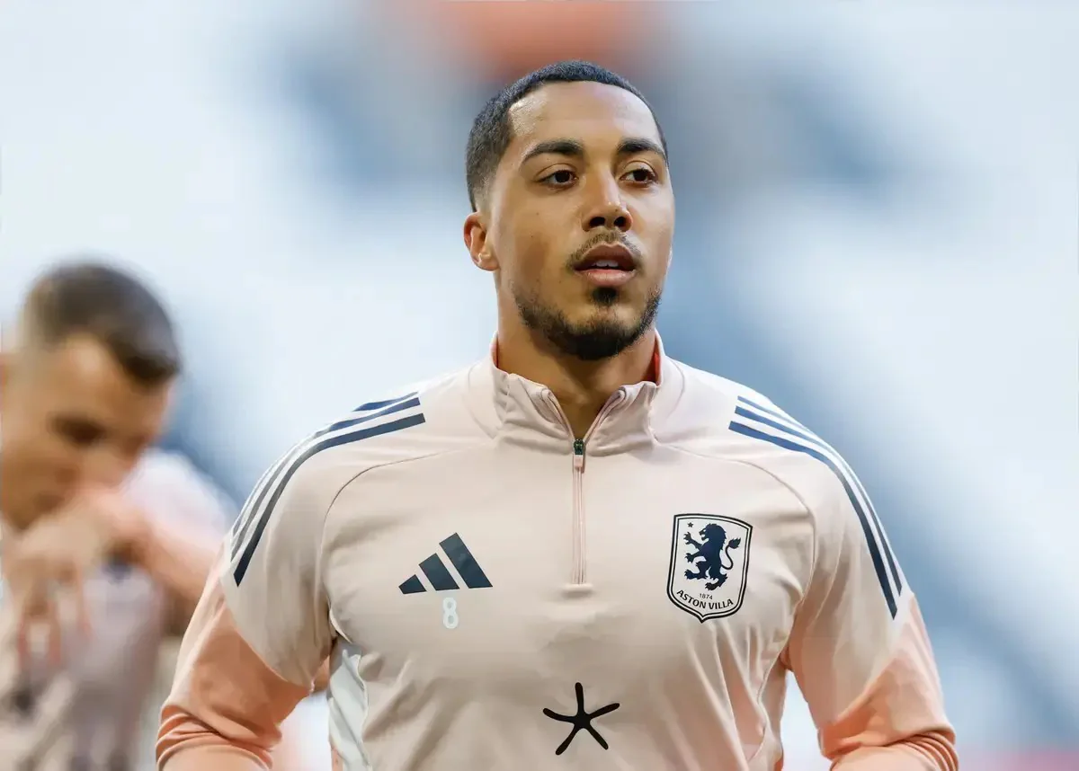 Youri Tielemans in advanced talks to join Manchester United